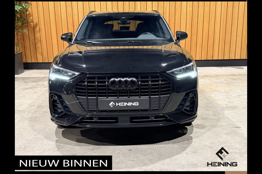Audi Q3 45 TFSI e S edition Black edition. Trekhaak. Navi. 19 inch. Camera.