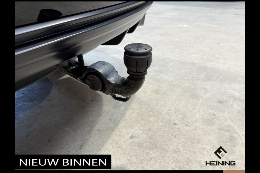 Audi Q3 45 TFSI e S edition Black edition. Trekhaak. Navi. 19 inch. Camera.
