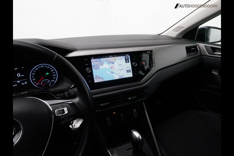 Volkswagen Polo 1.0 TSI R-Line (APPLE CARPLAY,LED,SPORTSTOELEN,LM-VELGEN,CLIMATE,ADAPTIVE CRUISE,TREKHAAK,TOPCONDITIE)