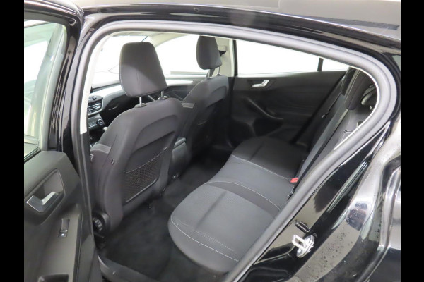Ford Focus 1.0 EcoBoost Trend Edition Business Airco ECC Navi Carplay Cruise Control LED PDC Achter