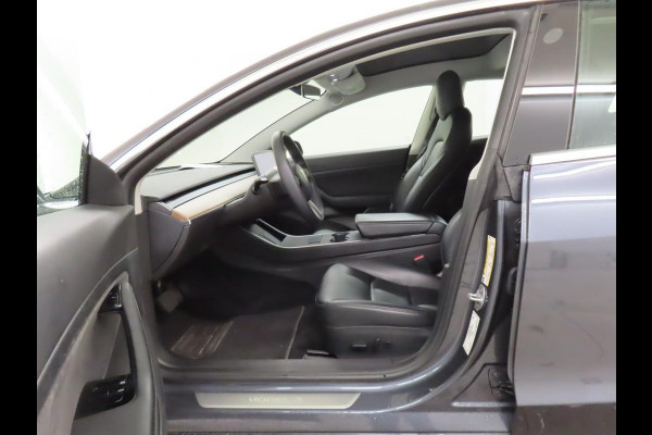 Tesla Model 3 Standard RWD Plus 60 kWh SOH 93% Airco ECC Navi PDC VA + Camera Adaptive Cruise Leder Panoramadak