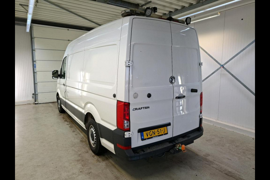 Volkswagen Crafter 35 2.0 TDI L3H3 Comfortline Airco Navi Carplay Cruise Control PDC Voor & Achter+Camera 3-Zits DAB+