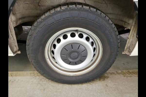 Volkswagen Crafter 35 2.0 TDI L3H3 Comfortline Airco Navi Carplay Cruise Control PDC Voor & Achter+Camera 3-Zits DAB+