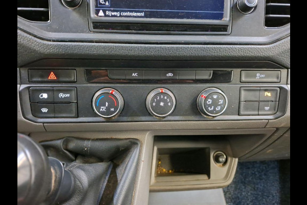 Volkswagen Crafter 35 2.0 TDI L3H3 Comfortline Airco Navi Carplay Cruise Control PDC Voor & Achter+Camera 3-Zits DAB+