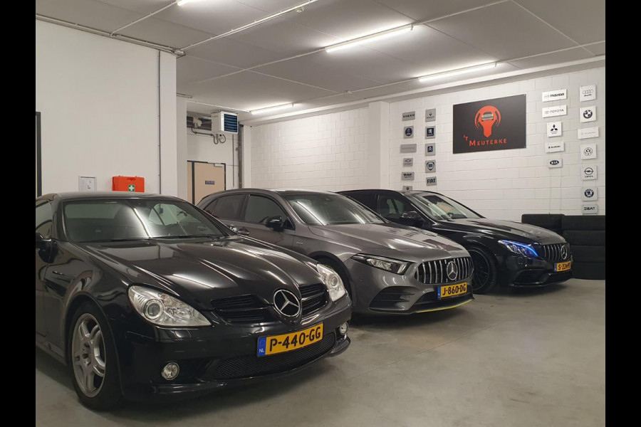 Mercedes-Benz A-Klasse 180 Business Solution AMG Night Upgrade / TECHNISCH HELEMAAL IN ORDE , OPTISCH MET ENKELE GEBRUIKERSSPOREN.