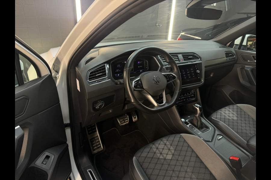 Volkswagen Tiguan 1.5 TSI R-Line Business+ Keyless|Sfeer|NAP