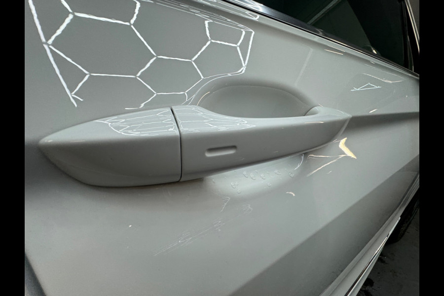 Volkswagen Tiguan 1.5 TSI R-Line Business+ Keyless|Sfeer|NAP