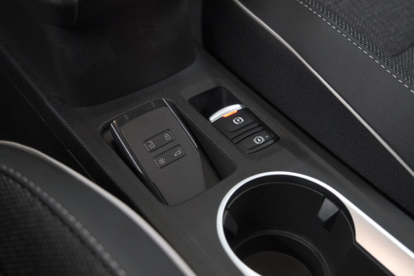 Renault Captur 1.6 E-Tech Hybrid 145 Techno | Pack Parking | Camera | Navigatie | Apple CarPlay