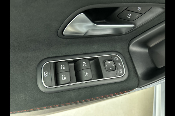 Mercedes-Benz A-Klasse 180 AMG Star Edition AMG Line | Ledkoplampen | Apple CarPlay | Licht- en zicht pakket | Keyless-Go | Spiegel Pakket | Stoelverwarming. Inclusief 24 maanden MB Certified garantie voor Europa.