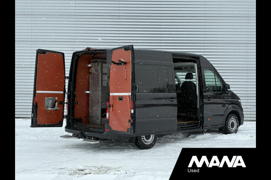 Volkswagen Crafter 35 2.0 TDI L3H3 Automaat Trekhaak 2x Treeplank Camera Cruise Standkachel Elektrische schuifdeur