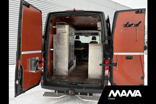 Volkswagen Crafter 35 2.0 TDI L3H3 Automaat Trekhaak 2x Treeplank Camera Cruise Standkachel Elektrische schuifdeur