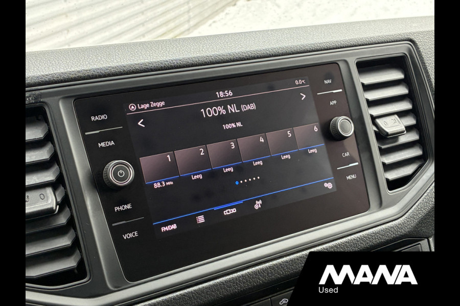 Volkswagen Crafter 35 2.0 TDI L3H3 Automaat Trekhaak 2x Treeplank Camera Cruise Standkachel Elektrische schuifdeur