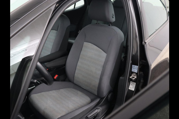 Volkswagen ID.3 First 58 kWh | Stoel & stuurverwarming | Adaptive cruise | Camera | Carplay | Navigatie | Full LED | Parkeerhulp | 18" lichtmetalen velgen