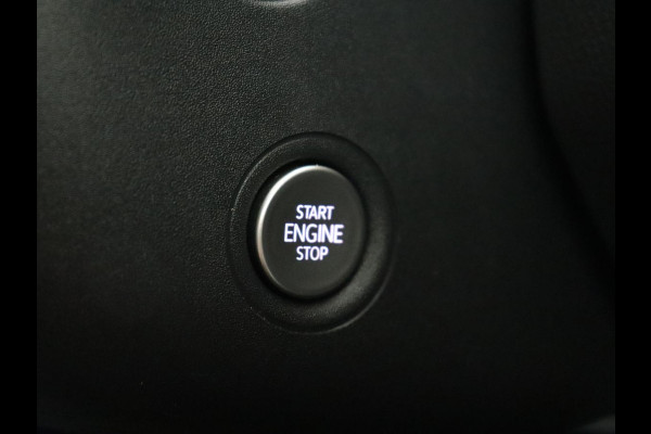 Volkswagen ID.3 First 58 kWh | Stoel & stuurverwarming | Adaptive cruise | Camera | Carplay | Navigatie | Full LED | Parkeerhulp | 18" lichtmetalen velgen