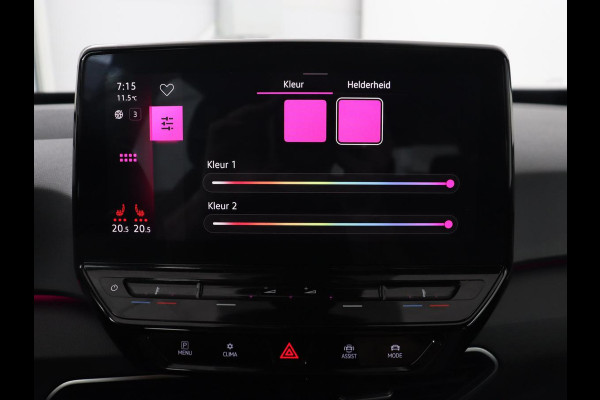 Volkswagen ID.3 First 58 kWh | Stoel & stuurverwarming | Adaptive cruise | Camera | Carplay | Navigatie | Full LED | Parkeerhulp | 18" lichtmetalen velgen