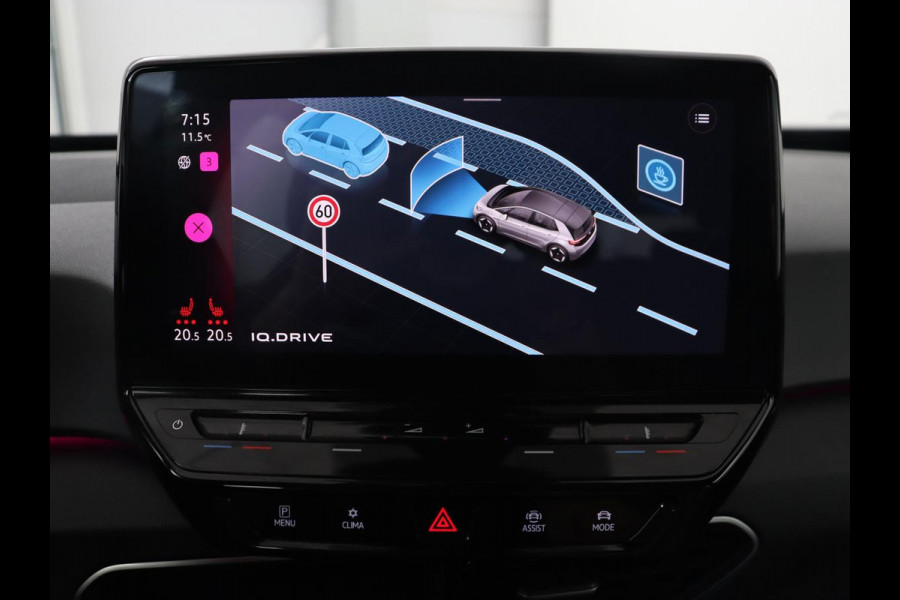 Volkswagen ID.3 First 58 kWh | Stoel & stuurverwarming | Adaptive cruise | Camera | Carplay | Navigatie | Full LED | Parkeerhulp | 18" lichtmetalen velgen