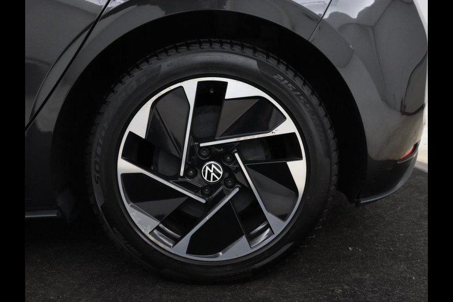 Volkswagen ID.3 First 58 kWh | Stoel & stuurverwarming | Adaptive cruise | Camera | Carplay | Navigatie | Full LED | Parkeerhulp | 18" lichtmetalen velgen