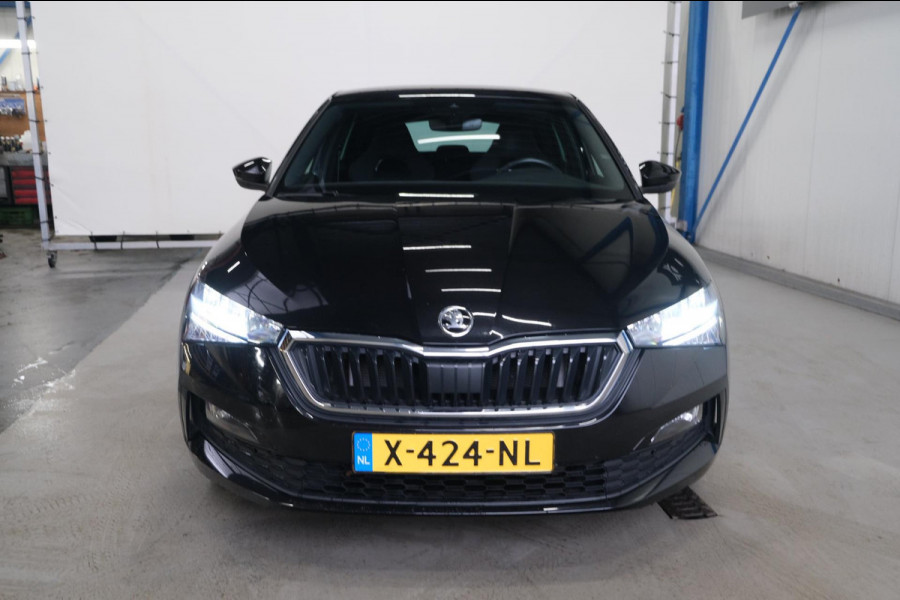Škoda SCALA 1.0 TSI Sport Business Automaat - N.A.P. Airco, Cruise, Navi, PDC.