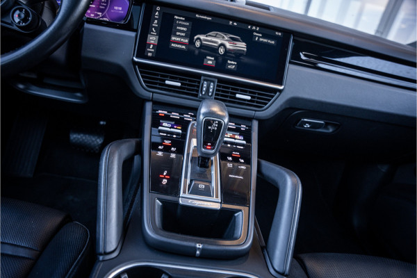 Porsche Cayenne Coupé 3.0 E-Hybrid - Sport Chrono + | Panorama | Stoelkoeling | Memory | 360 Camera