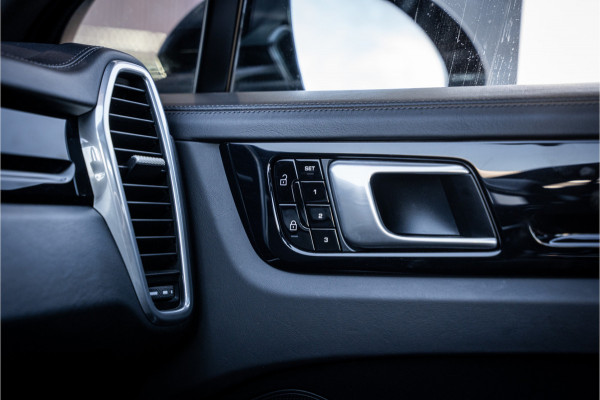 Porsche Cayenne Coupé 3.0 E-Hybrid - Sport Chrono + | Panorama | Stoelkoeling | Memory | 360 Camera