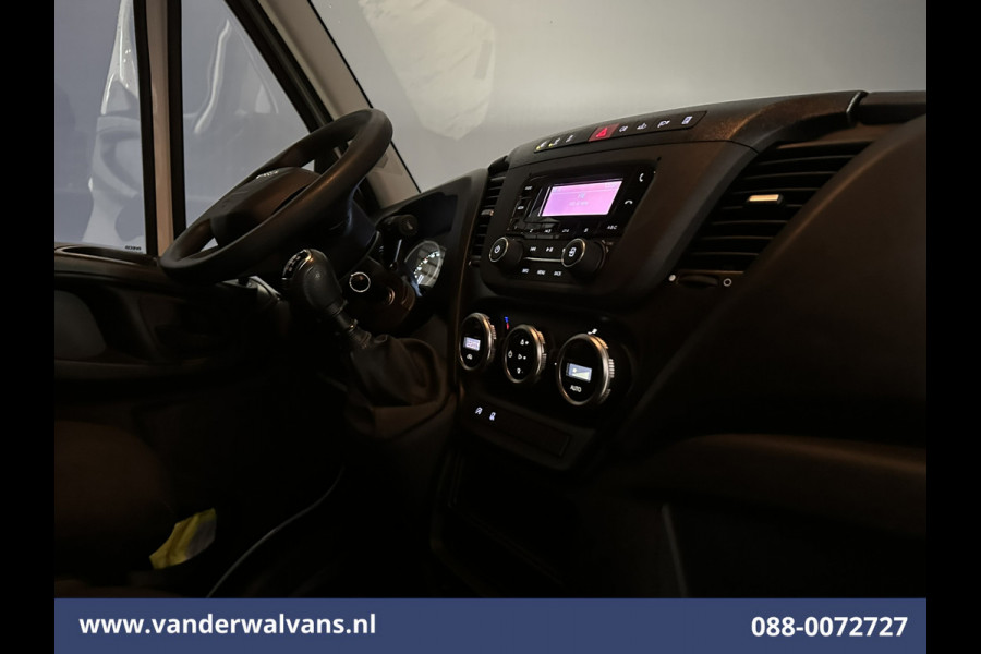 Iveco Daily 35S16V 157pk L2H2 Euro6 Airco | 3500kg trekvermogen | Parkeersensoren bijrijdersbank