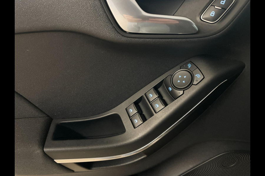 Ford Fiesta 1.0 EcoBoost Hybrid Titanium AIRCO NAVI CRUISE BLUETOOTH APPLE CARPLAY PDC CHROOM ZEER NETTE AUTO