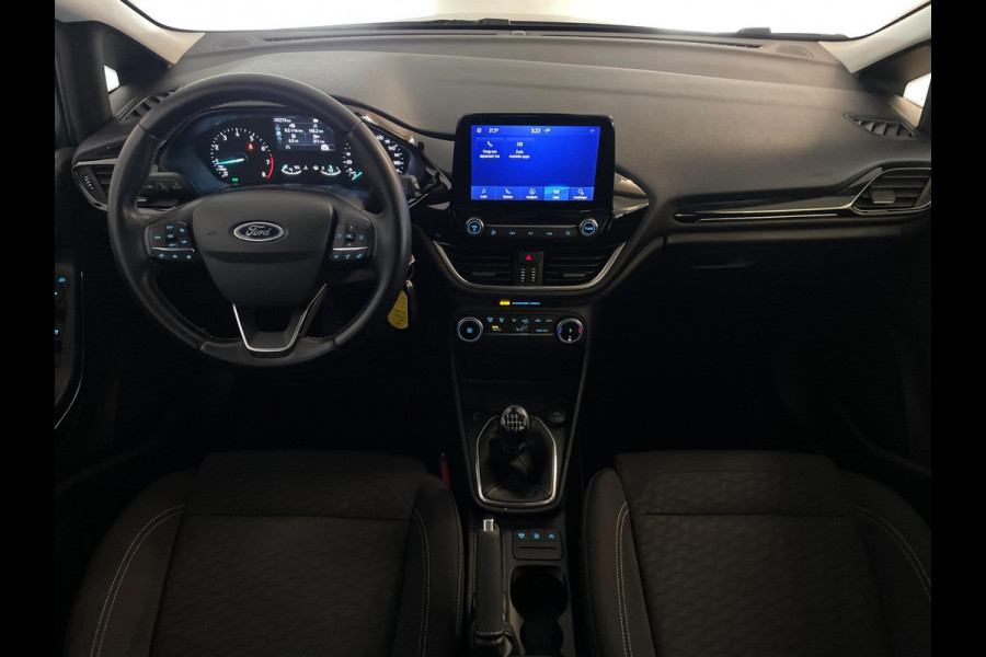 Ford Fiesta 1.0 EcoBoost Hybrid Titanium AIRCO NAVI CRUISE BLUETOOTH APPLE CARPLAY PDC CHROOM ZEER NETTE AUTO