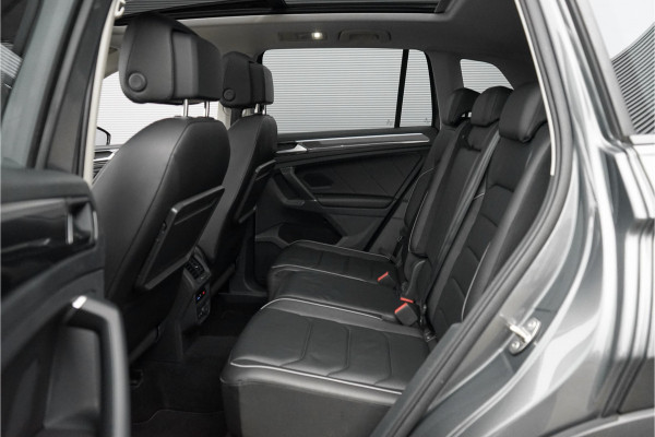 Volkswagen Tiguan 1.4 TSI R-Line Pano ACC Leder Trekhaak 20"
