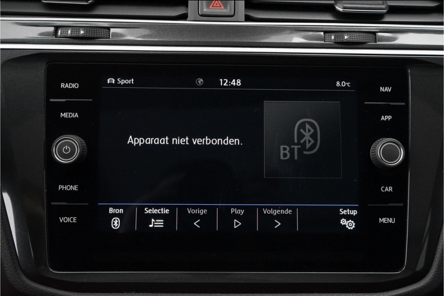 Volkswagen Tiguan 1.4 TSI R-Line Pano ACC Leder Trekhaak 20"