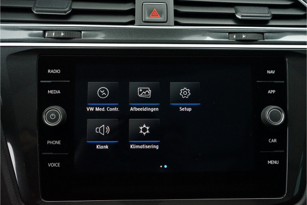 Volkswagen Tiguan 1.4 TSI R-Line Pano ACC Leder Trekhaak 20"