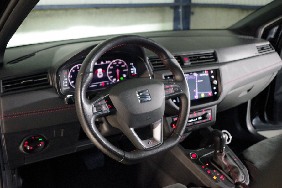 Seat Ibiza 1.0 TSI 110 PK Automaat FR Limited Edition, Panoramadak, Trekhaak, Camera, Stoelverwarming,