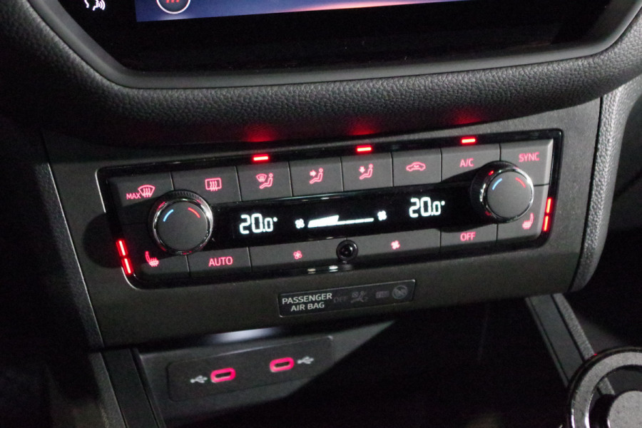 Seat Ibiza 1.0 TSI 110 PK Automaat FR Limited Edition, Panoramadak, Trekhaak, Camera, Stoelverwarming,