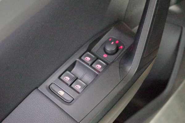 Seat Ibiza 1.0 TSI 110 PK Automaat FR Limited Edition, Panoramadak, Trekhaak, Camera, Stoelverwarming,