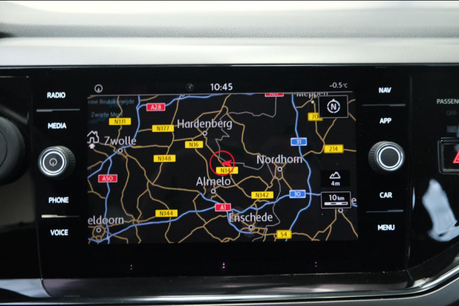 Volkswagen Polo 1.0 TSI Comfortline - N.A.P. Airco, Cruise, Navi, Camera.