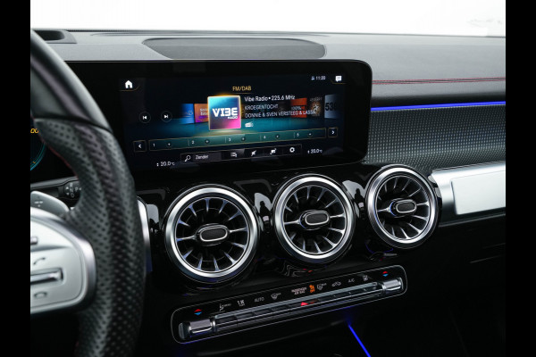 Mercedes-Benz EQB 300 4MATIC AMG-Line 67 kWh [ 3-Fase ] {SOH-97%} (INCL-BTW) *PANO | HEAD-UP | LEATHER-MICROFIBRE | MEMORY-PACK | WIDE-SCREEN-COCKPIT | FULL-LED | BLINDSPOT | AMBIENT-LIGHT | TOPVIEW | NAVI-FULLMAP | DAB+ | COMFORT/SEATS | ...