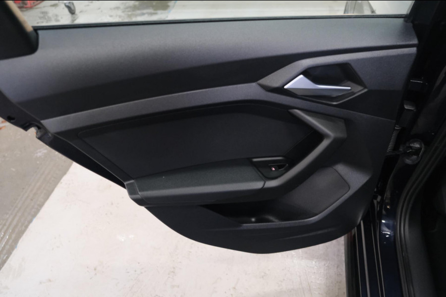 Audi A1 Sportback 25 TFSI epic Automaat - Airco, Cruise, Stoelverwarming, Carplay, PDC.