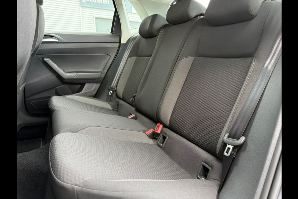 Volkswagen Polo 1.0 TSI Life Business - Automaat - Media Apple/Android - Parkeersensoren - Climate