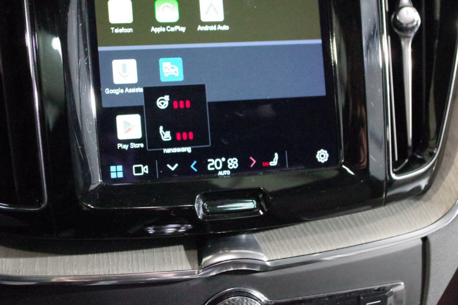 Volvo XC60 2.0 T8 Plug-in Hybrid 456 PK AWD Ultimate Bright, Long Range, Panoramadak, Wol Interieur, Trekhaak, 360 Camera,