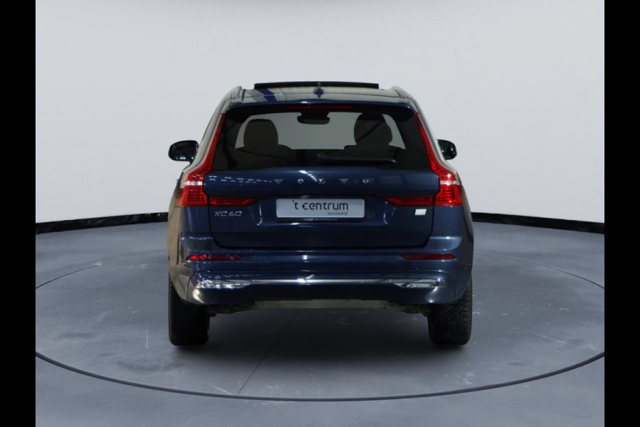 Volvo XC60 2.0 T8 Plug-in Hybrid 456 PK AWD Ultimate Bright, Long Range, Panoramadak, Wol Interieur, Trekhaak, 360 Camera,