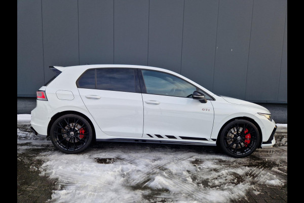 Volkswagen Golf 8.5 2.0 TSI GTI Clubsport /Akrapovic /HUD /H&K