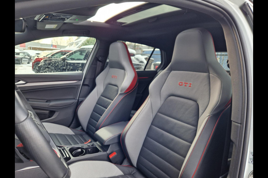 Volkswagen Golf 8.5 2.0 TSI GTI Clubsport /Akrapovic /HUD /H&K