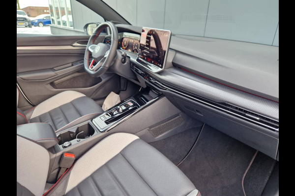 Volkswagen Golf 8.5 2.0 TSI GTI Clubsport /Akrapovic /HUD /H&K