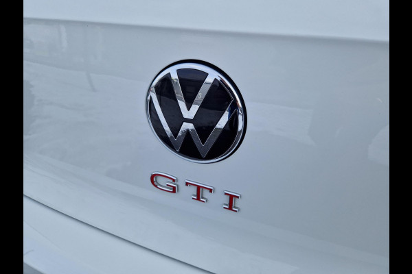 Volkswagen Golf 8.5 2.0 TSI GTI Clubsport /Akrapovic /HUD /H&K