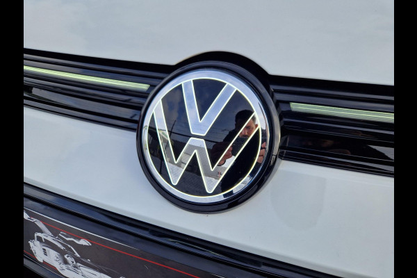 Volkswagen Golf 8.5 2.0 TSI GTI Clubsport /Akrapovic /HUD /H&K