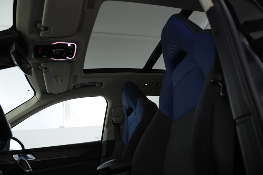 Lynk & Co 01 1.5 Panorama dak, Apple/Android carplay,  Keyless