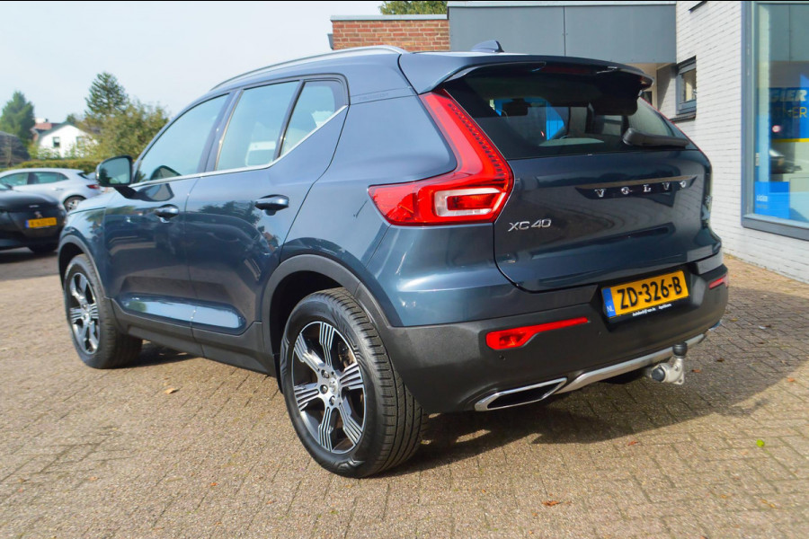 Volvo XC40 2.0 T4 Inscription | Wegklapbare trekhaak | Denim Blue + Beige leder | Stoelverwarming