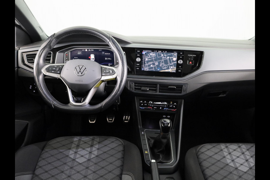 Volkswagen Polo 1.0 TSI R-Line Business 95PK | Panoramadak | Camera | Stoelverwarming | Verlengde garantie | Digitaal dashboard