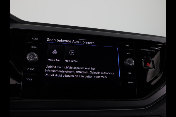 Volkswagen Polo 1.0 TSI R-Line Business 95PK | Panoramadak | Camera | Stoelverwarming | Verlengde garantie | Digitaal dashboard