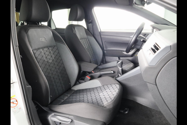 Volkswagen Polo 1.0 TSI R-Line Business 95PK | Panoramadak | Camera | Stoelverwarming | Verlengde garantie | Digitaal dashboard