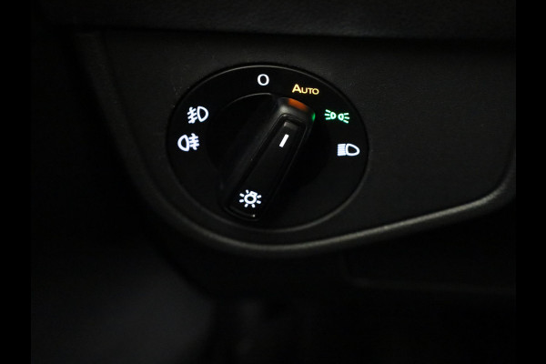 Volkswagen Polo 1.0 TSI R-Line Business 95PK | Panoramadak | Camera | Stoelverwarming | Verlengde garantie | Digitaal dashboard